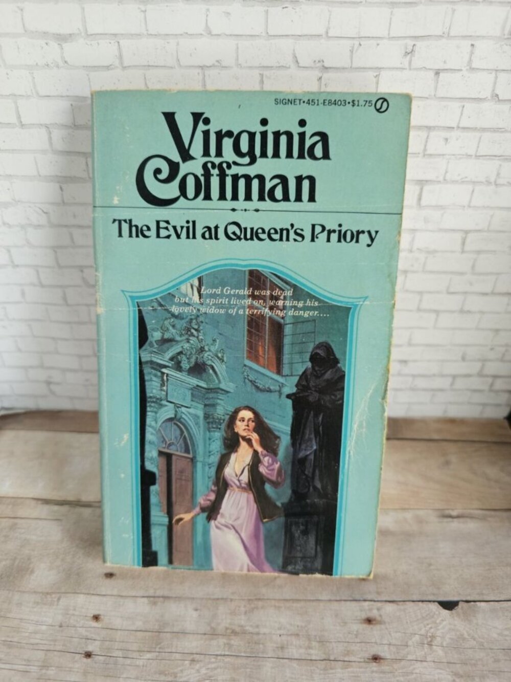 Virginia Coffman Evil at Queen's Priory 1978 Signet Gothic Paperback